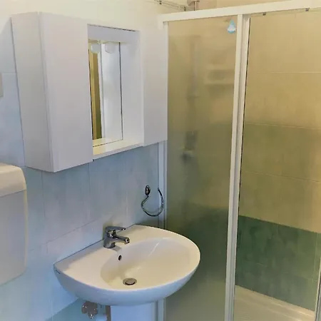 Fuer 4 Personen Ca 20 Qm In Bibione, Adriakueste Italien Und Umgebung *