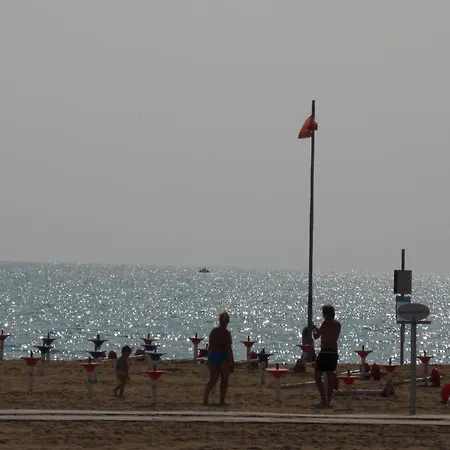Fuer 4 Personen Ca 20 Qm In Bibione, Adriakueste Italien Und Umgebung * ビビオーネ
